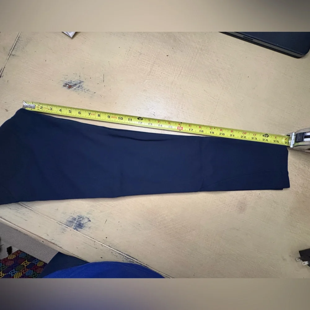 Banana Republic Black Leggings - Picture 6 of 7